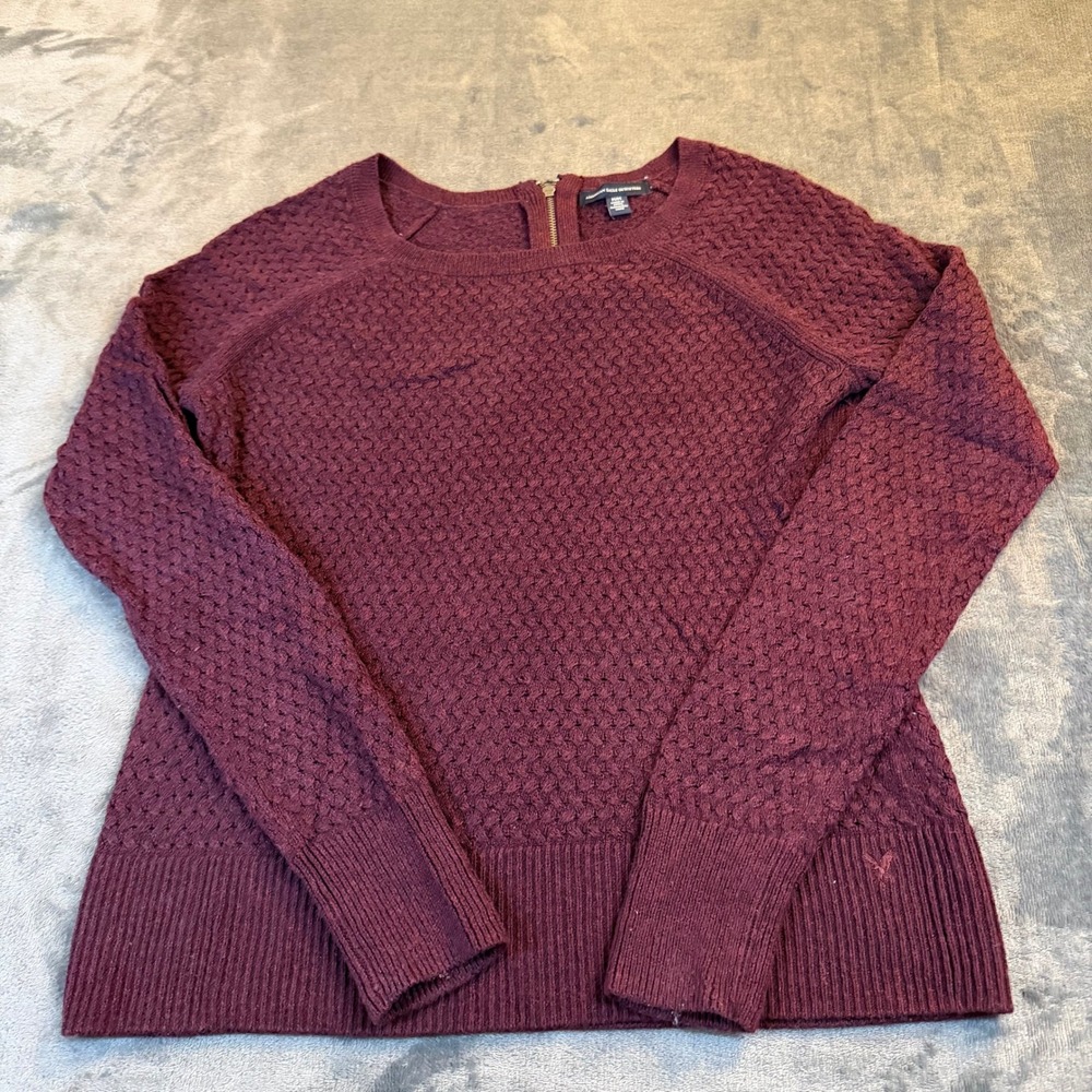 American Eagle Outfitters Burgundy Textured Knit Zipper Sweater Womens Medium - Picture 1 of 9